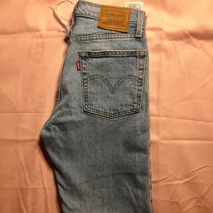 levi’s wedgie style jeans